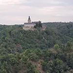 Falkenhof *